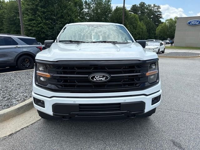 New 2026 Oxford White Ford XLT image 4