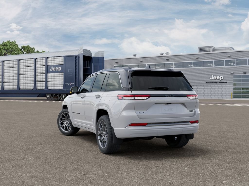 New 2026 Bright White Clear-Coat Exterior Paint Jeep Summit image 3