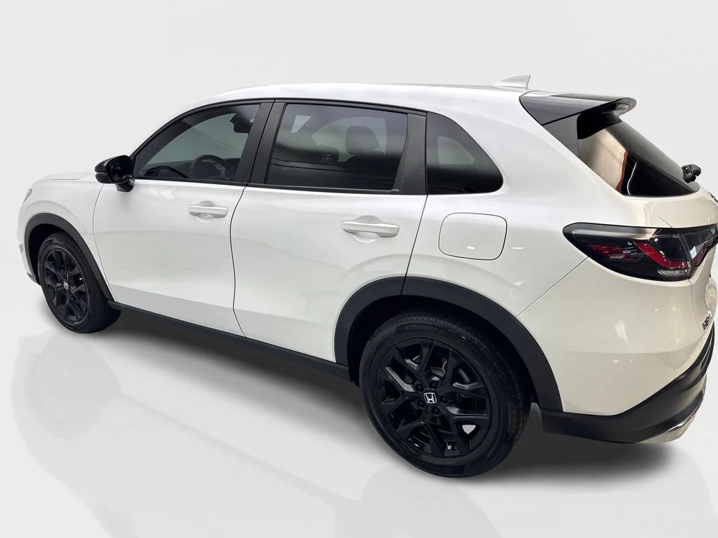 Used 2023 White Honda Sport image 13