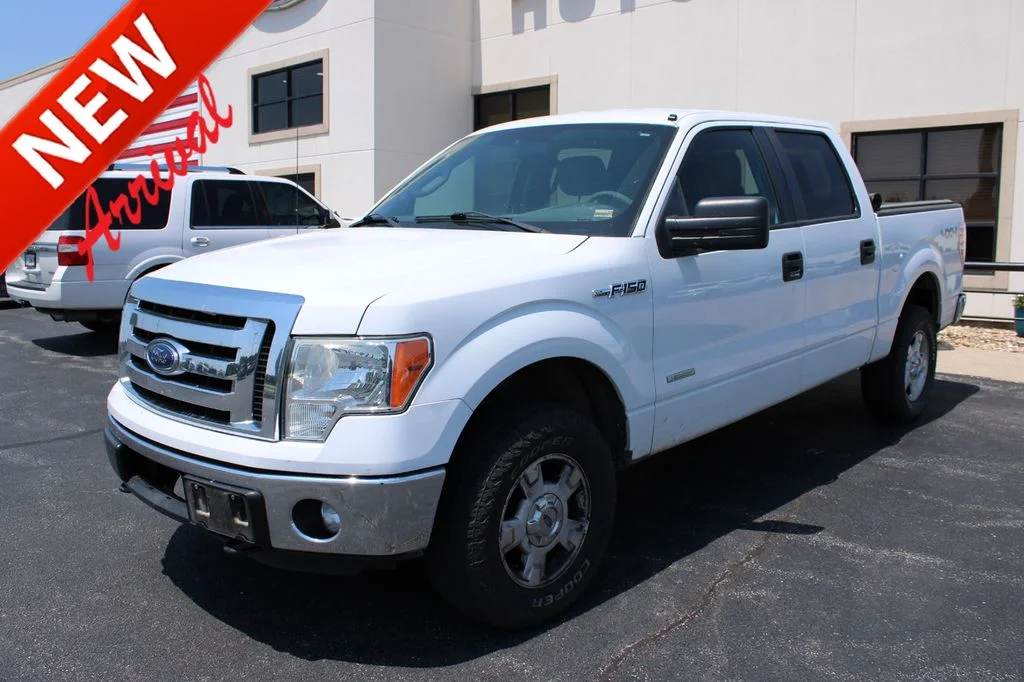 Used 2013 Oxford White Ford XLT image 1