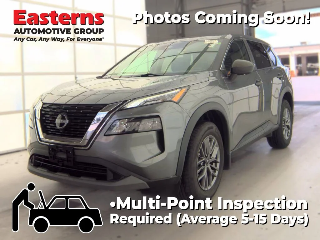 Used 2023 Gray Nissan S image 1