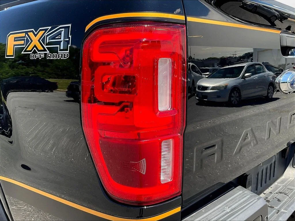 Used 2022 Shadow Black Ford XLT image 26