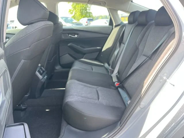 New 2026 Urban Gray Pearl Honda SE image 17