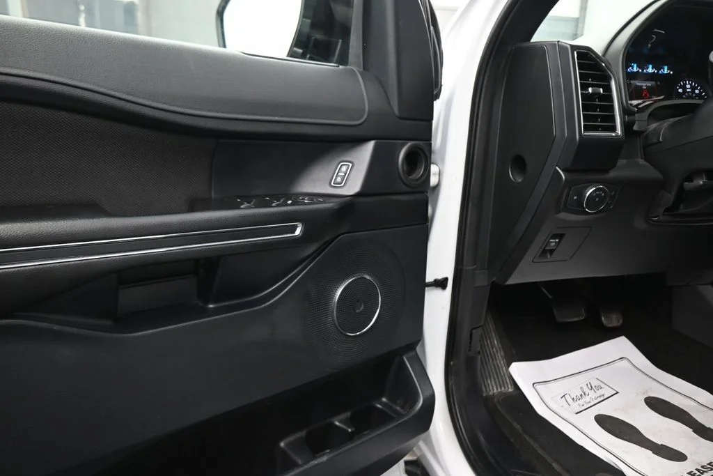 Used 2020 White Ford XL image 42
