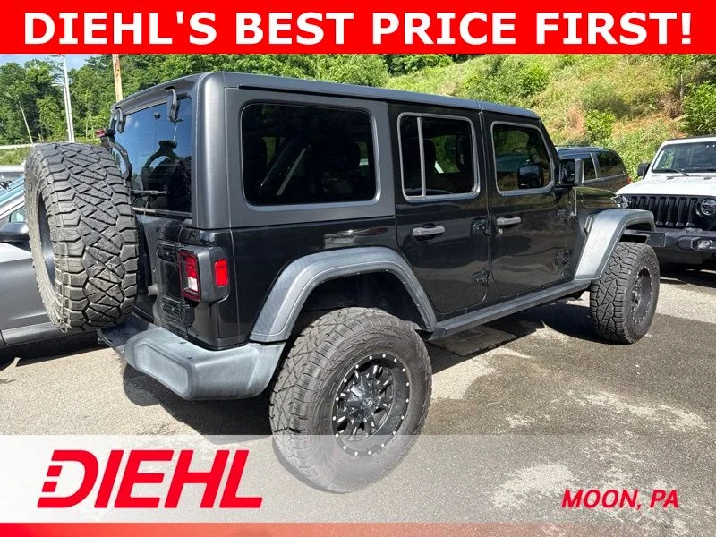 Used 2018 Black Jeep Unlimited Sport S image 3