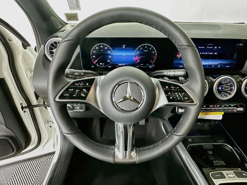 New 2026 Polar White Mercedes-Benz GLA 250 image 11