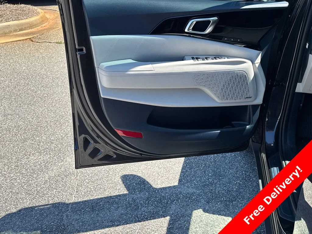 2025 Kia Carnival SX Prestige - Photo 10