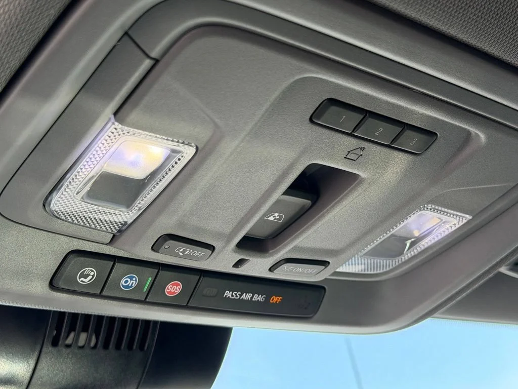 New 2026 Sterling Metallic GMC Elevation image 14