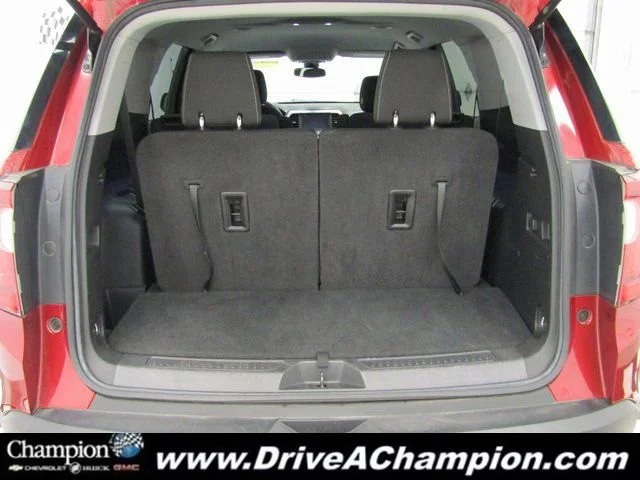 2023 GMC Acadia SLE - Photo 11