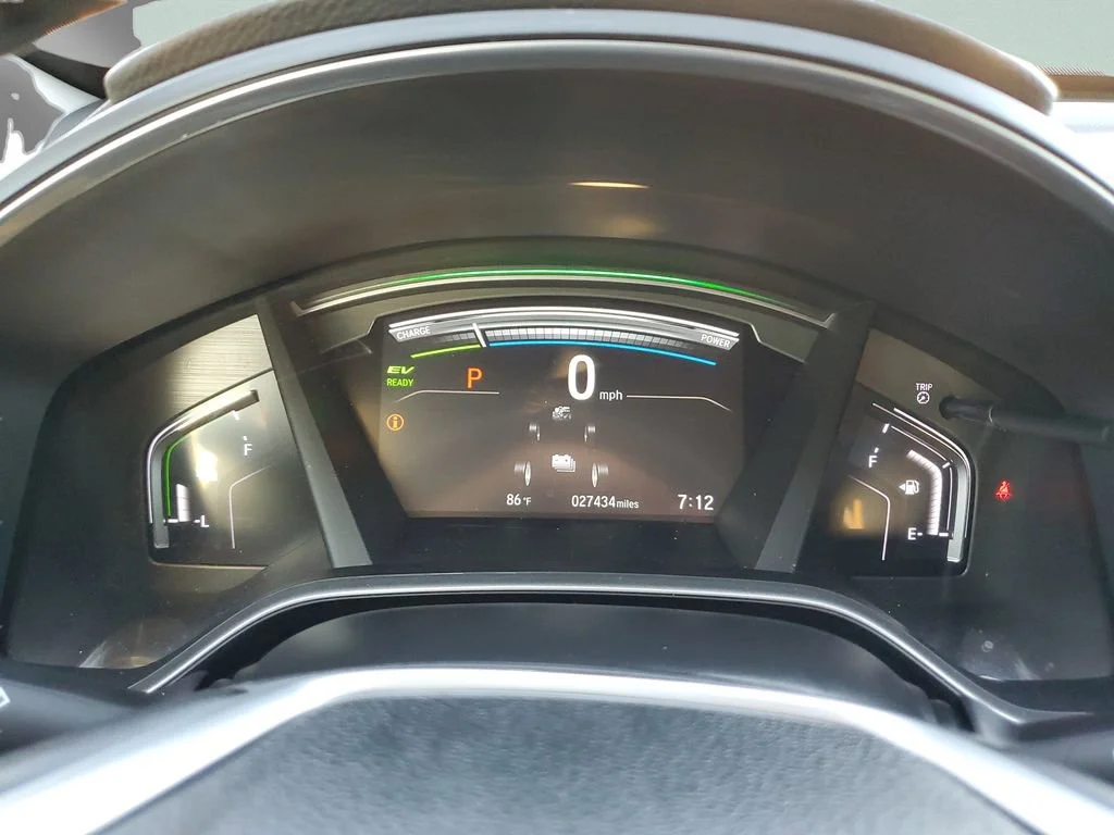 Used 2022 Silver Honda Touring image 23