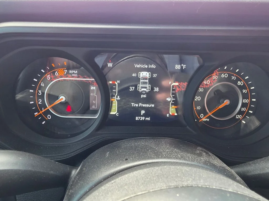 Used 2024 Gray Jeep Rubicon image 20