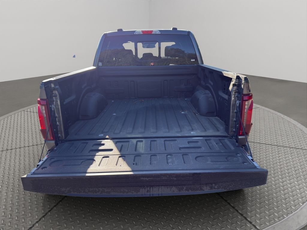 Used 2025 Carbonized Gray Metallic Ford XLT image 9