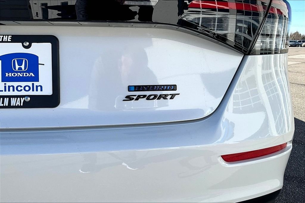 New 2026 Platinum White Pearl Honda Sport image 8