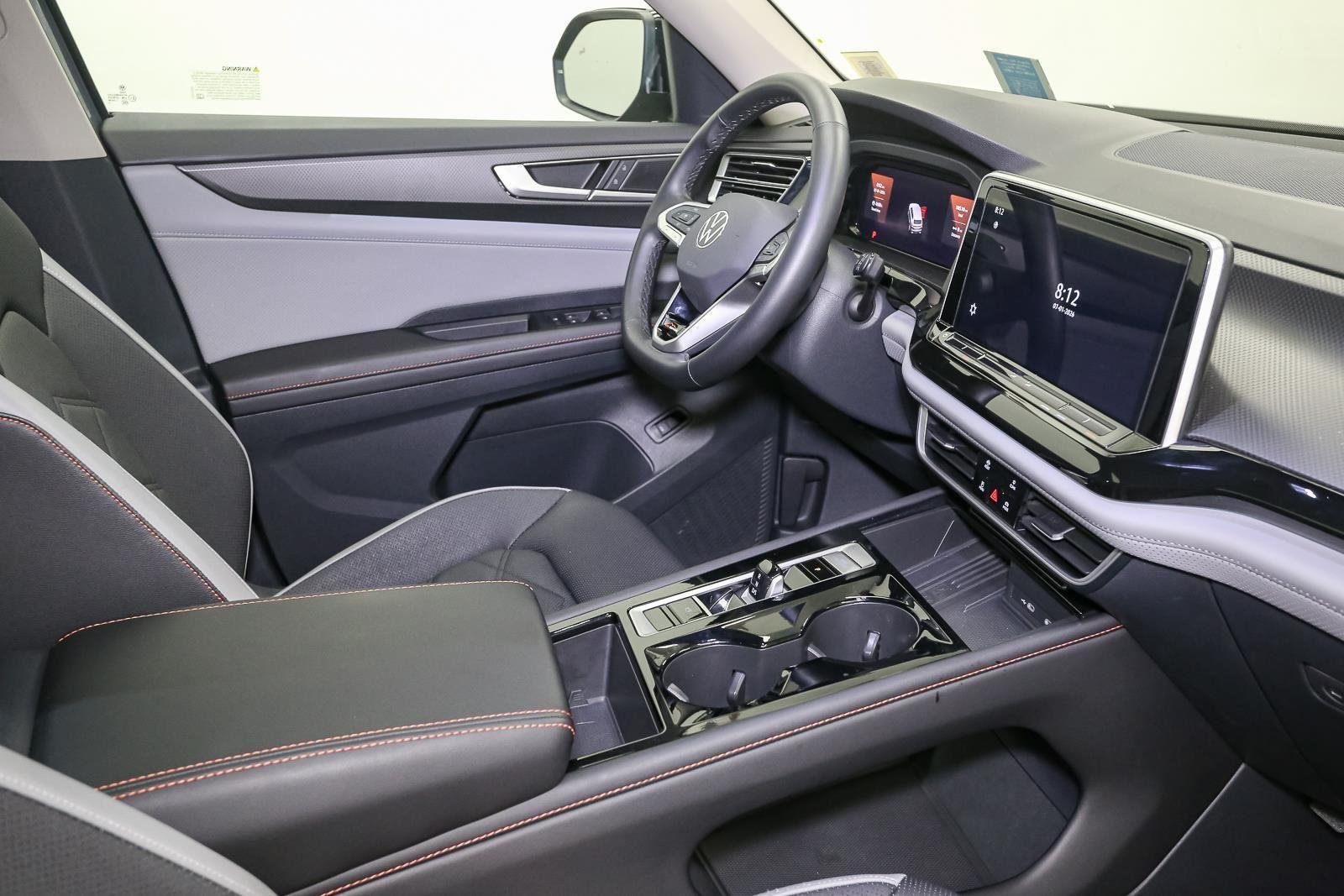 Used 2025 Pure Gray Volkswagen 2.0T Peak Edition image 23