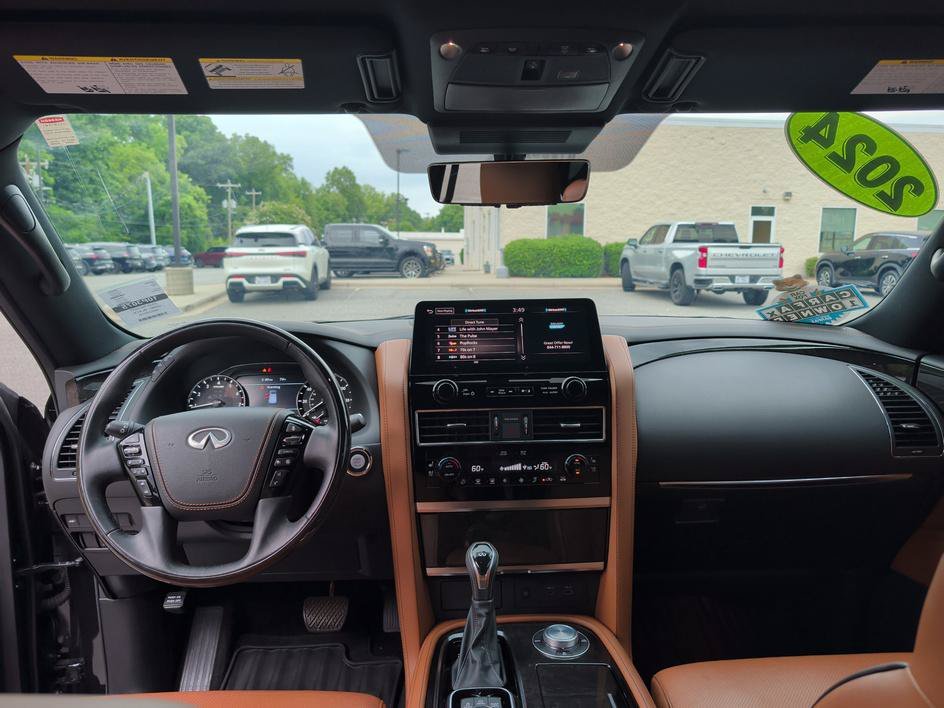 Certified Used 2024 Mineral Black INFINITI SENSORY image 11
