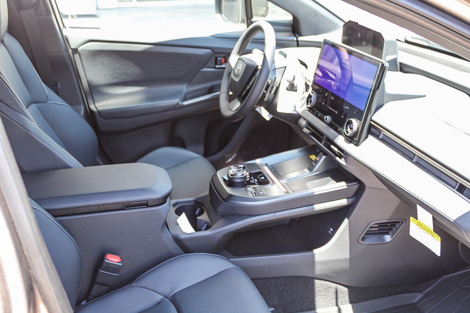 2026 Toyota bZ Woodland Woodland - Photo 18
