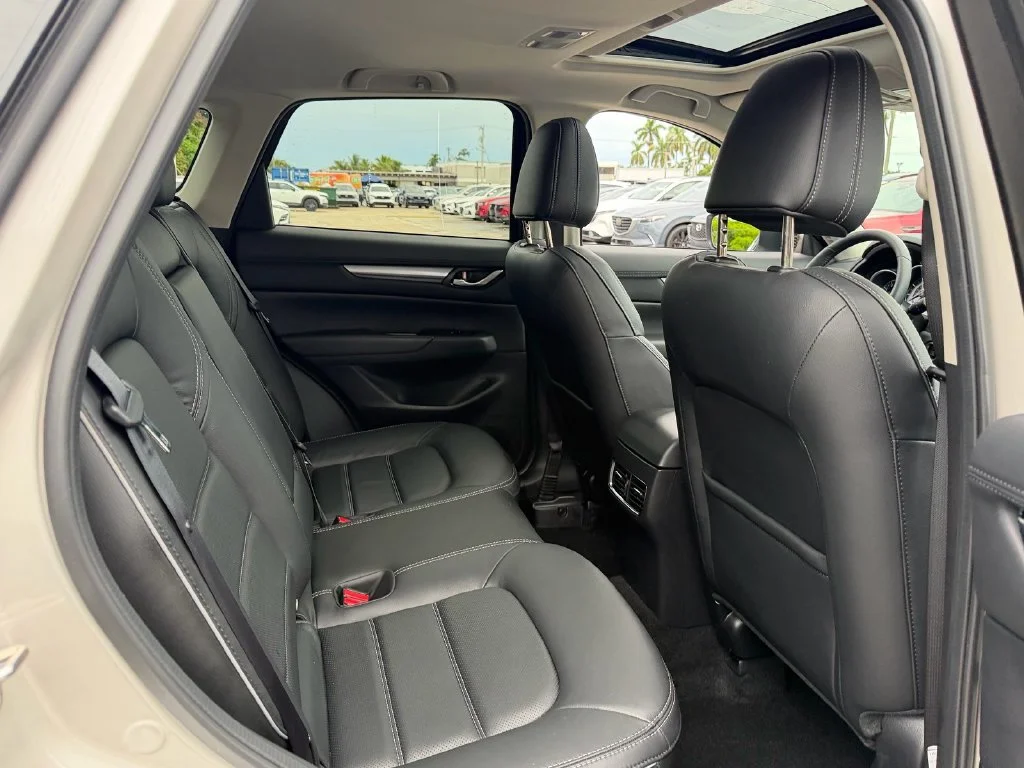 Used 2025 Silver Mazda 2.5 S Preferred Package image 17