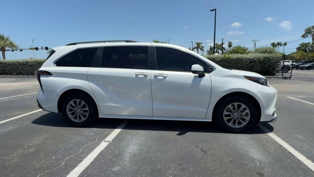 Used 2024 Beige Toyota XLE image 9