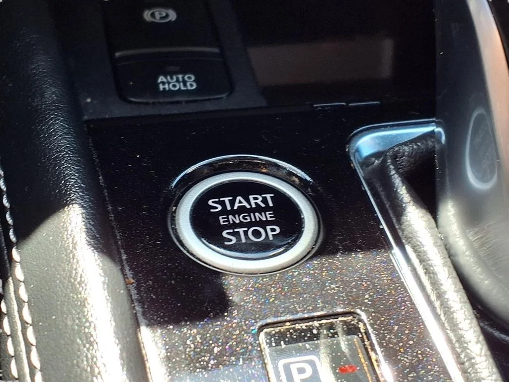 Used 2023 Black Nissan SR image 10