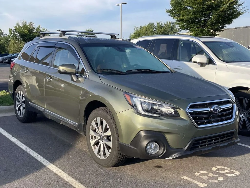 2019 Subaru Outback 2.5i Touring's photo