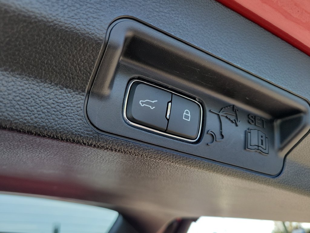 Used 2021 Red Metallic Ford XLT image 15