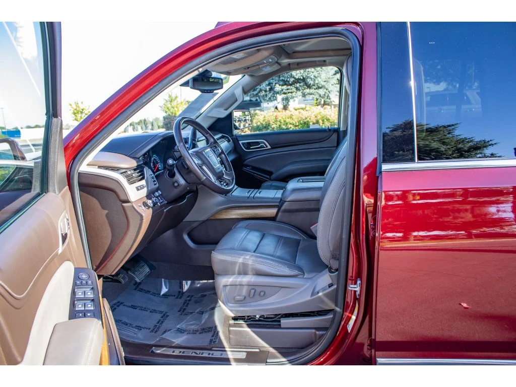 Used 2020 Crimson Red Tintcoat GMC Denali image 32