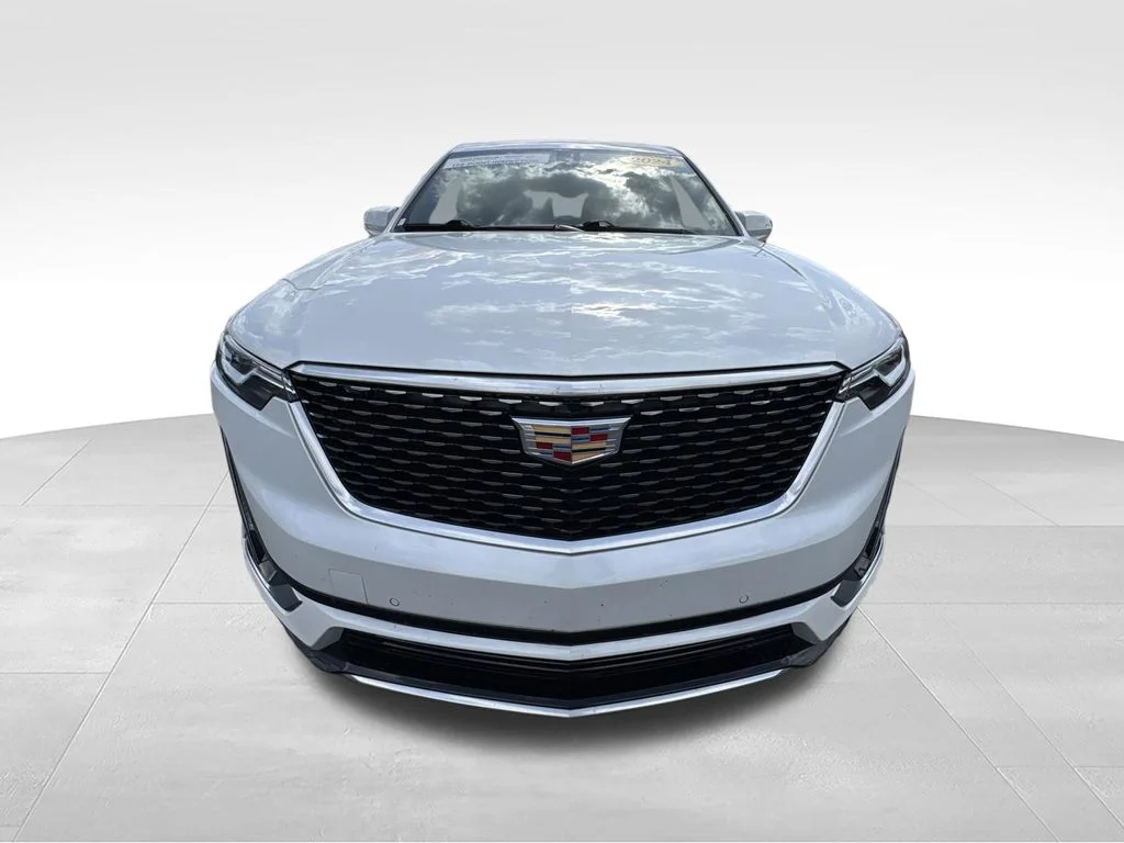 Used 2024 White Cadillac Luxury image 30