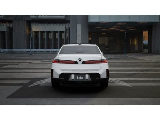 New 2027 Mineral White Metallic BMW 740i image 5