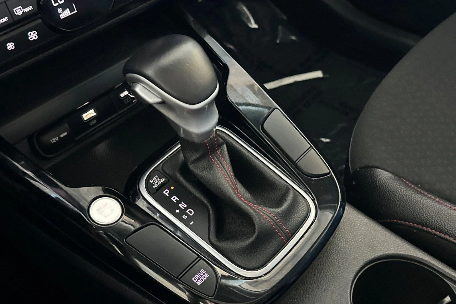 Used 2023 Fusion Black Kia GT-Line image 22