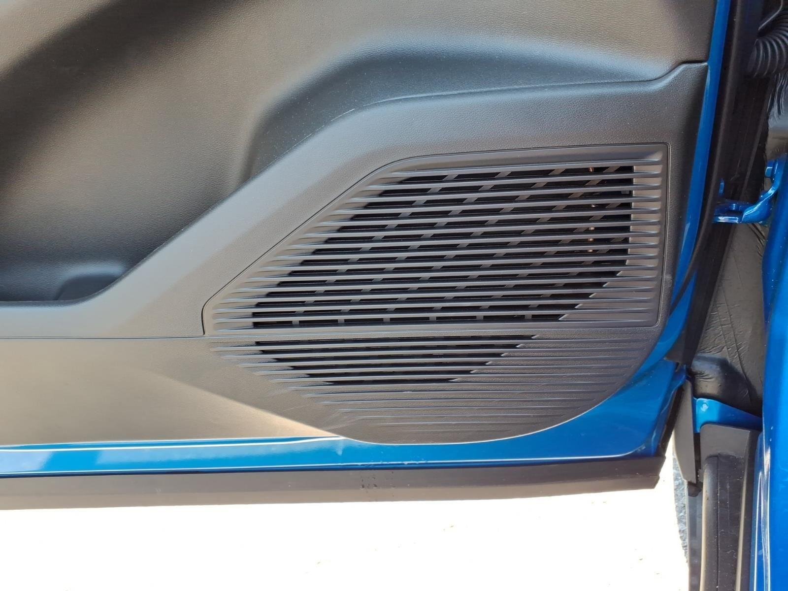 New 2026 Hydro Blue Pearl-Coat Exterior Paint Jeep Laredo image 6