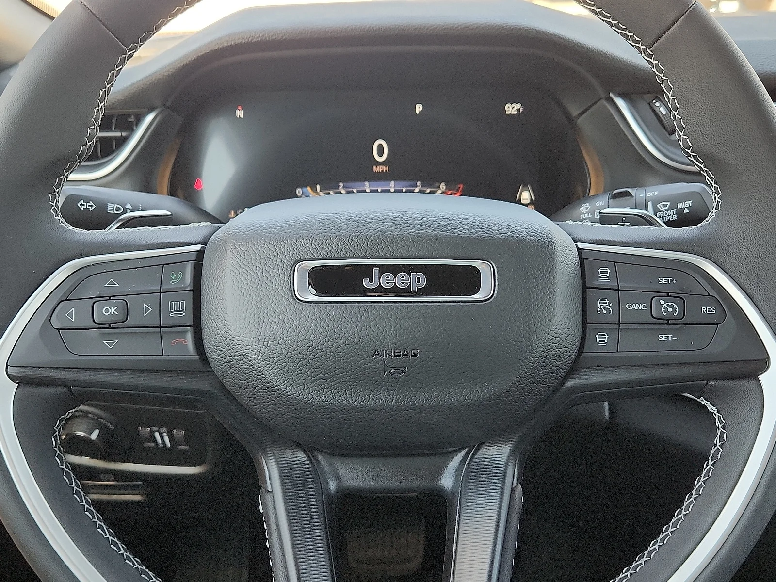 New 2027 High-Gloss Black Paint Jeep LAREDO 4X4 image 20