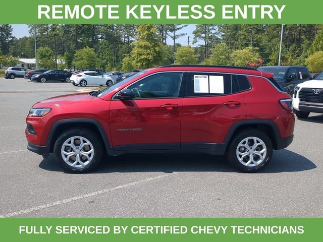 Used 2024 Red Jeep Latitude image 10