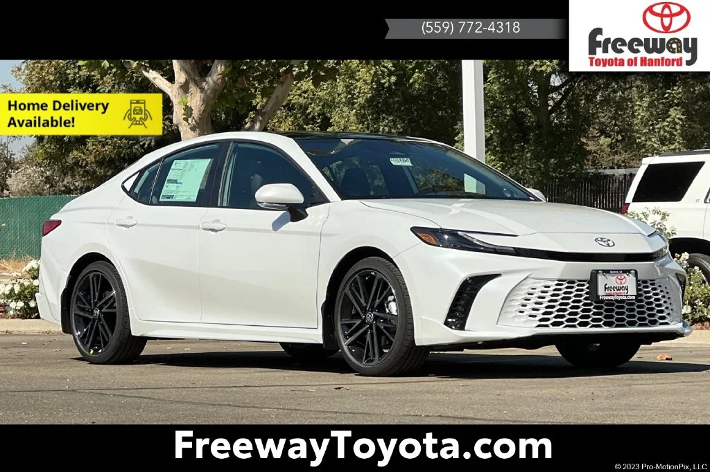 New 2026 Wind Chill Pearl Toyota XSE image 1