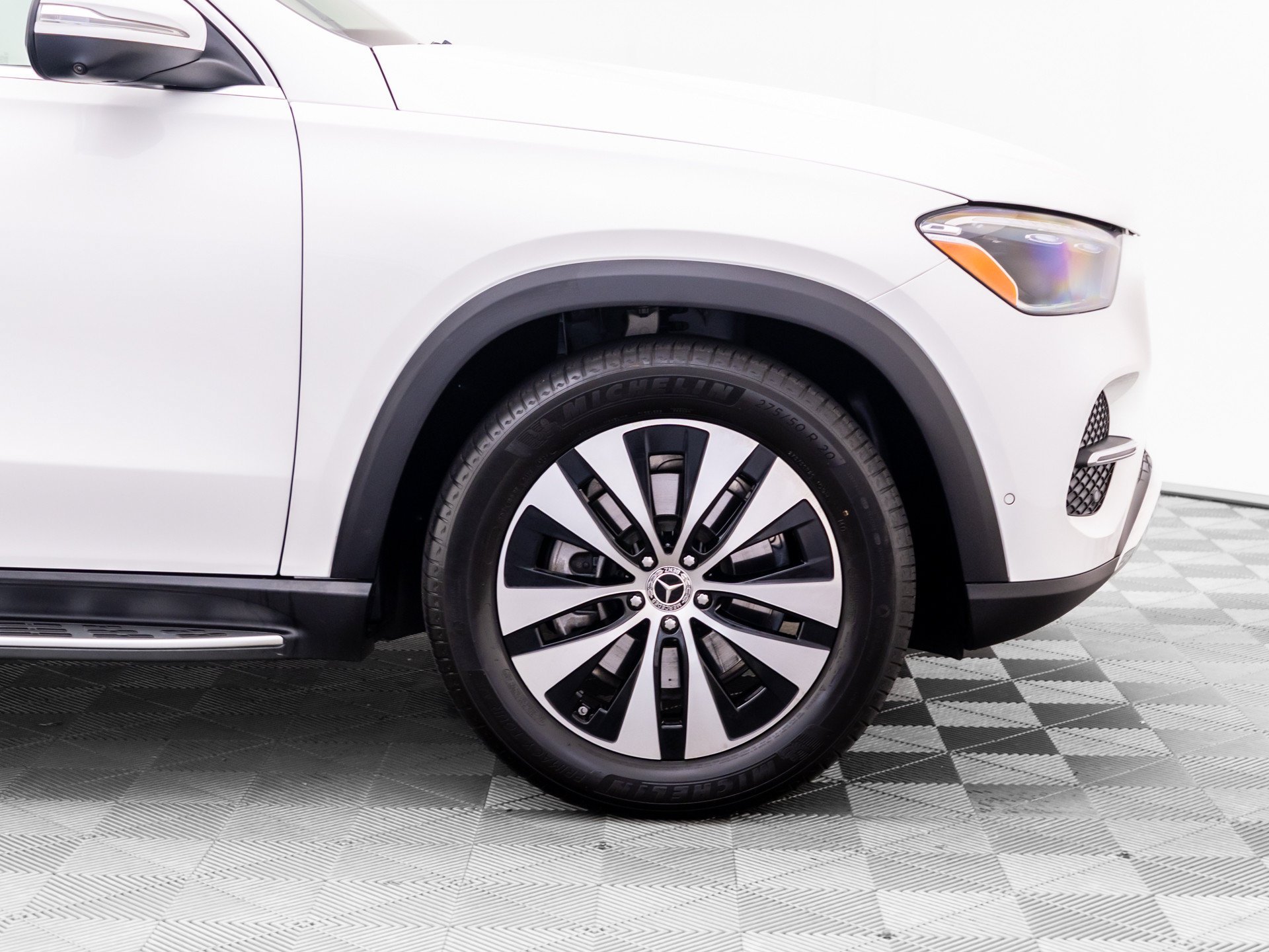 Used 2025  Mercedes-Benz GLE 350 image 34