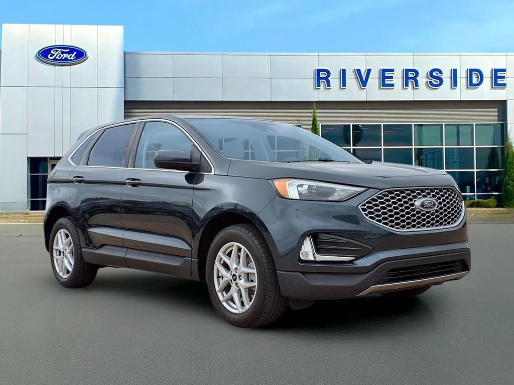 2023 Ford Edge SEL AWD's photo