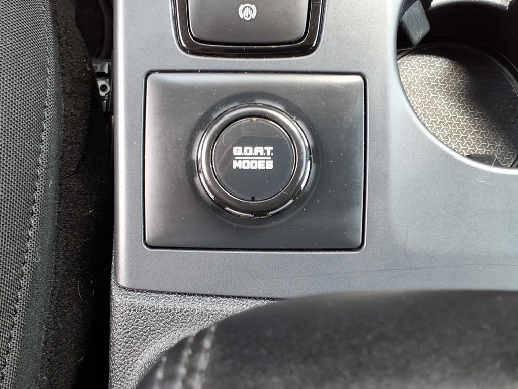 Used 2022 Oxford White Ford Base image 13