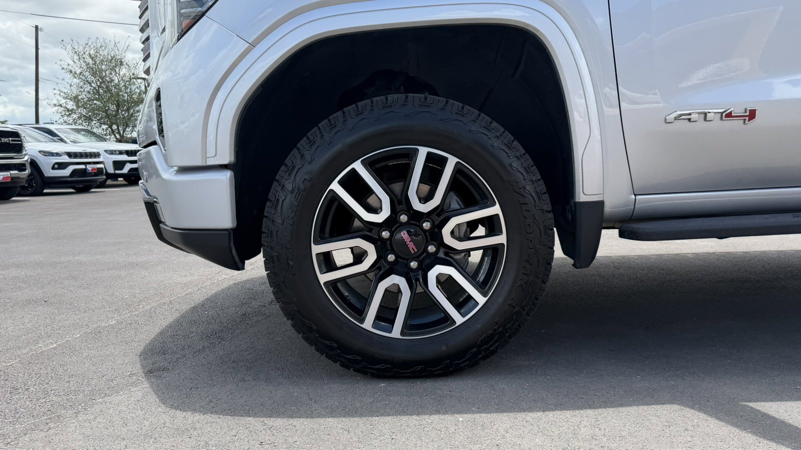Certified Used 2022 Quicksilver Metallic GMC AT4 image 30