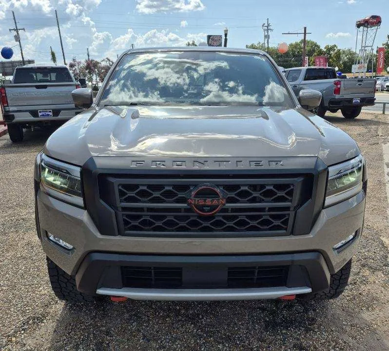 Used 2023 Beige Nissan PRO-4X image 3