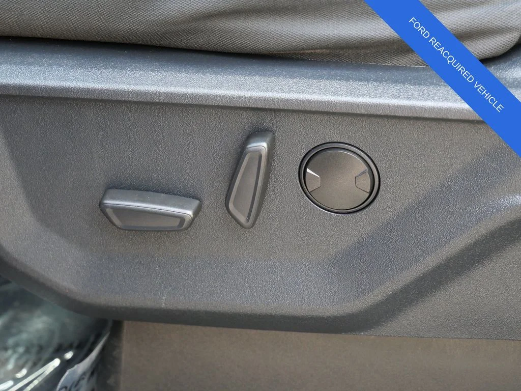 Used 2022 Red Ford XLT image 16