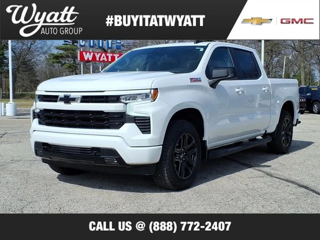 Used 2025 White Chevrolet RST image 1