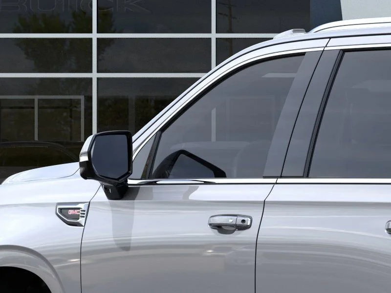 2026 GMC Yukon Denali - Photo 17