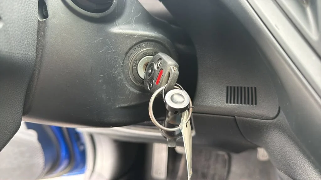 Used 2022 Blue Subaru BASE image 33