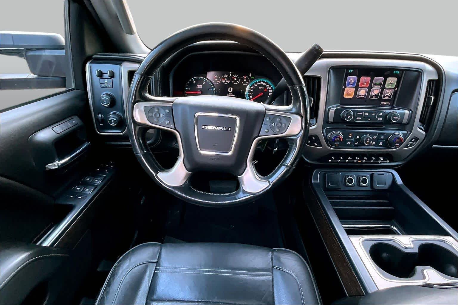 Used 2019 Red Quartz Tintcoat GMC Denali image 6