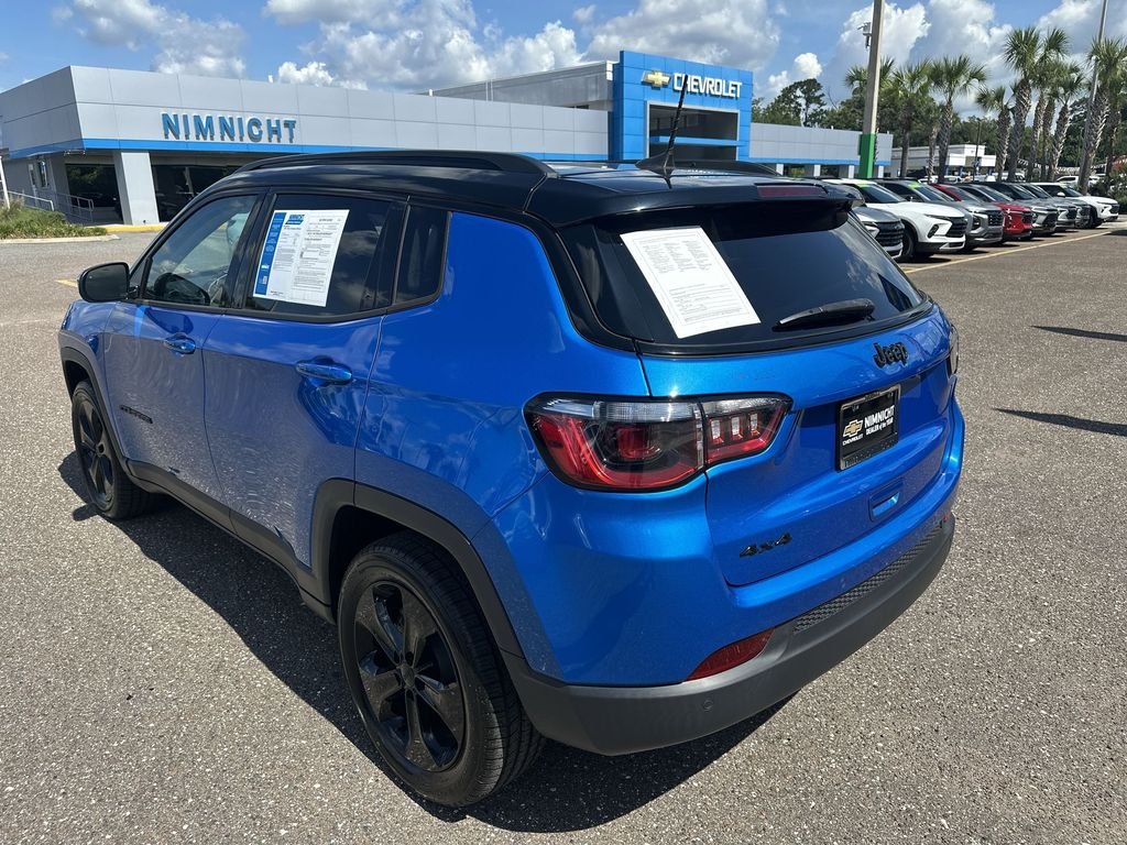 Used 2021  Jeep Altitude image 14