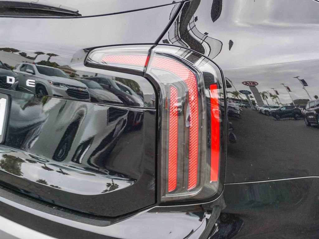 Used 2024 Black Kia EX image 8