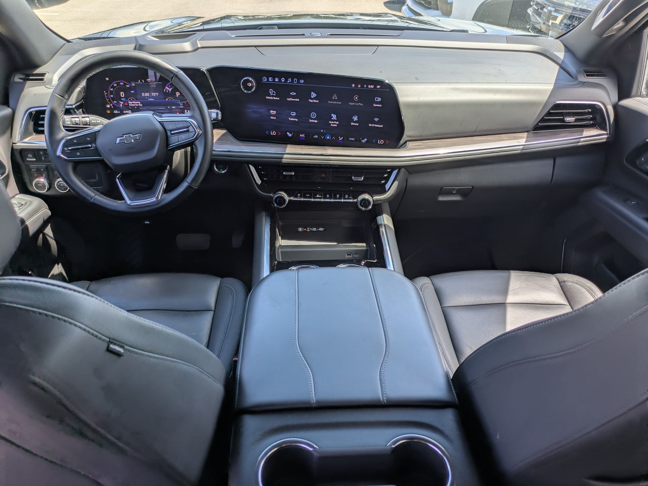 Used 2025 Black Chevrolet Z71 image 28