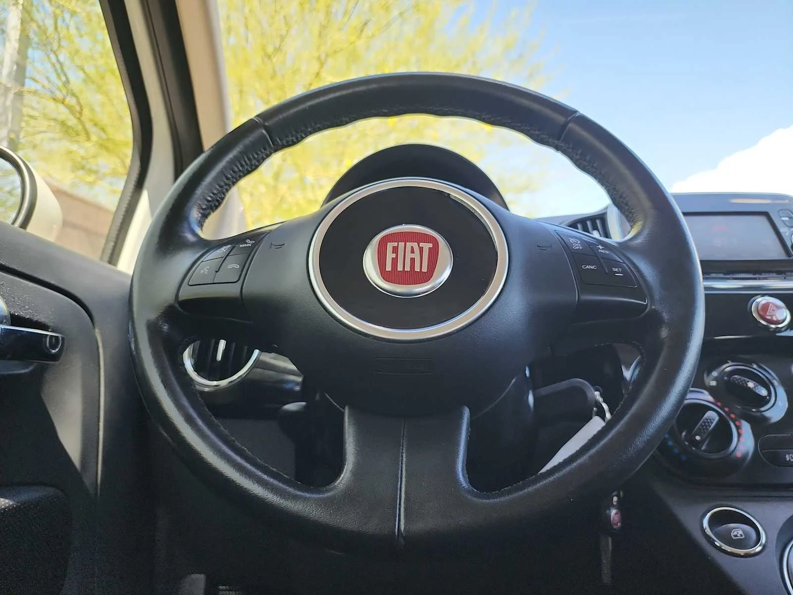 Used 2019 Bianco White Ice FIAT Pop image 18