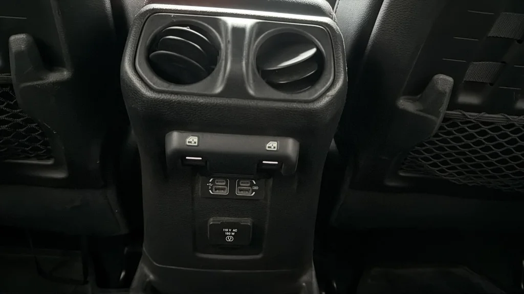 Used 2019 Billet Silver Jeep Unlimited Rubicon image 17