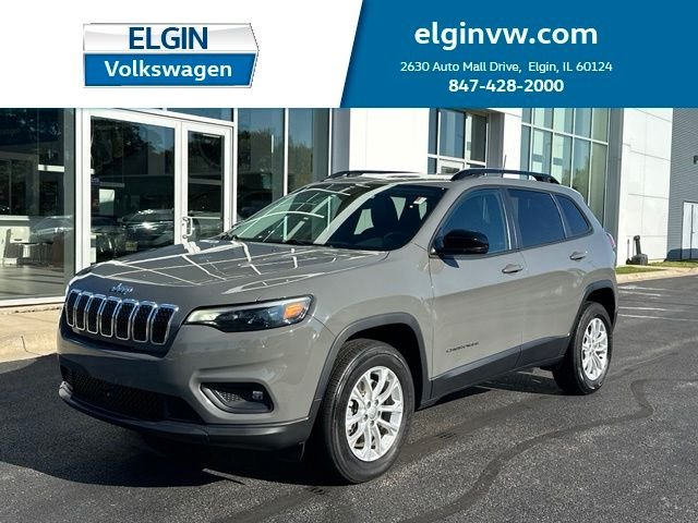 Used 2022 Gray Jeep Latitude Lux image 1
