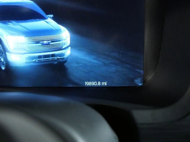 Certified Used 2025 Blue Ford XLT image 18